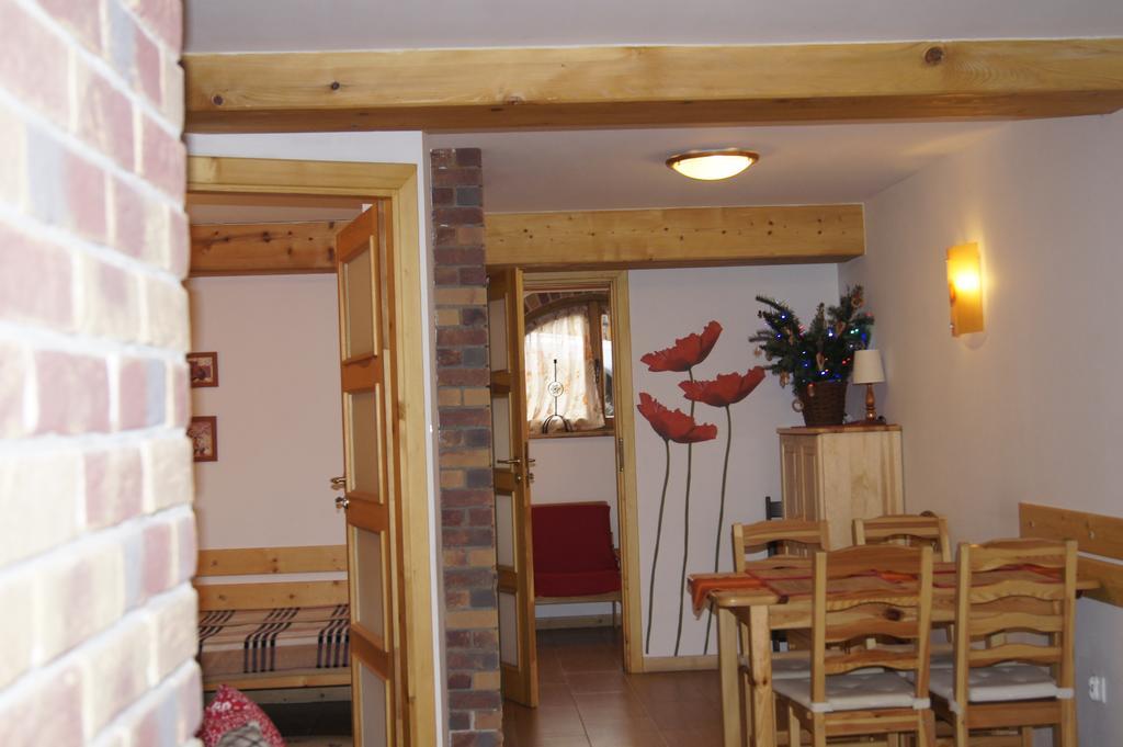 Pokoje Goscinne U Wandy Zakopane Exterior photo